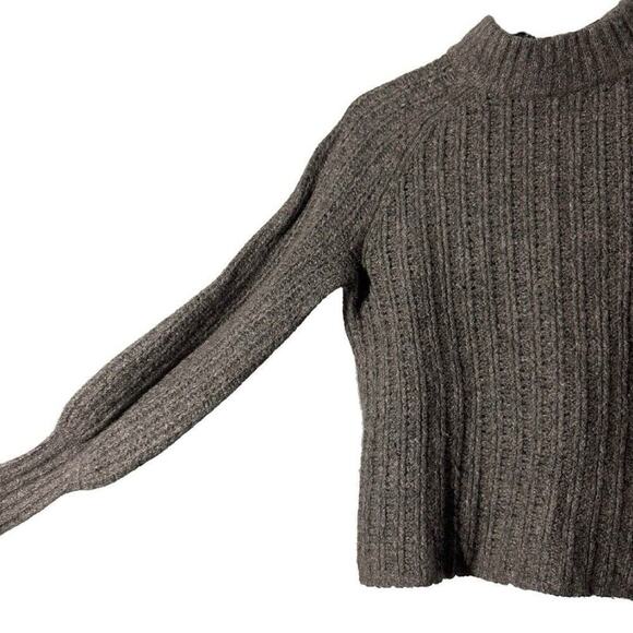 Naked Cashmere Women’s Gray Mock Neck Cropped Knit Sweater Size XS - Picture 3 of 6
